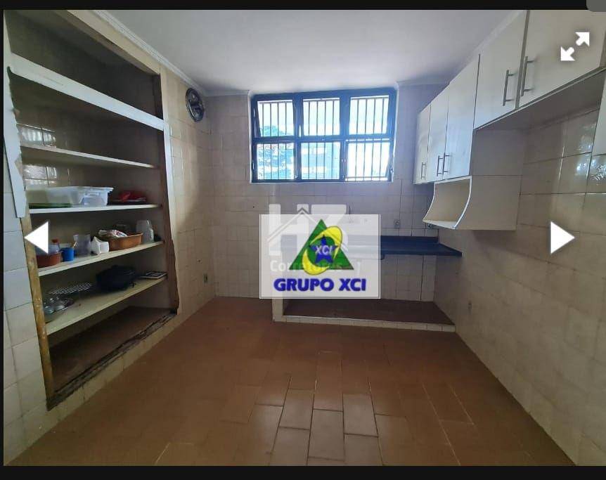 Casa à venda com 3 quartos, 180m² - Foto 8