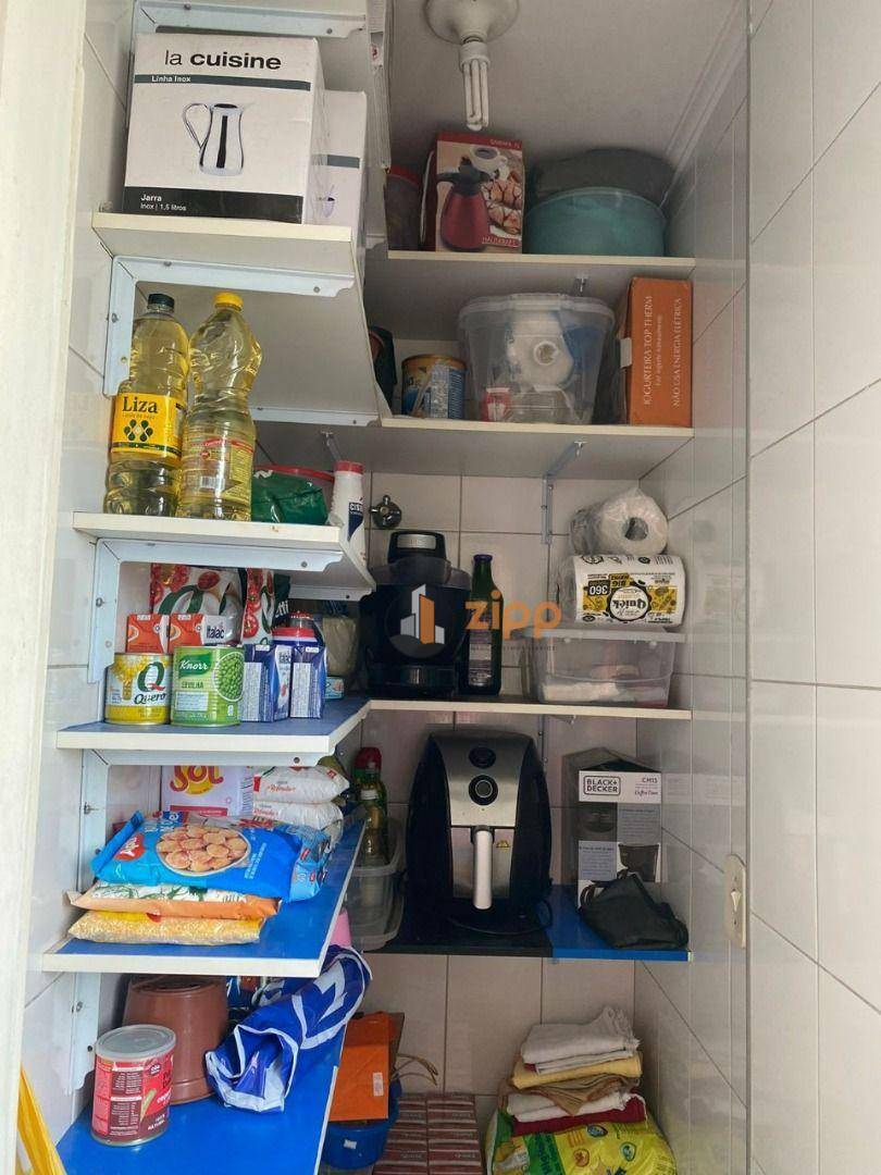 Apartamento à venda com 3 quartos, 74m² - Foto 11