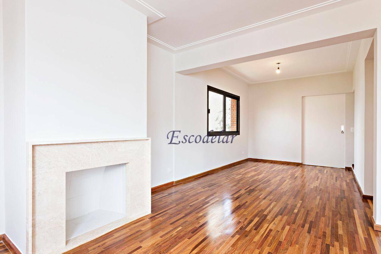 Apartamento à venda com 3 quartos, 210m² - Foto 4