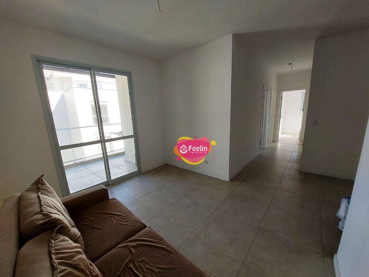 Apartamento para alugar com 3 quartos, 84m² - Foto 6