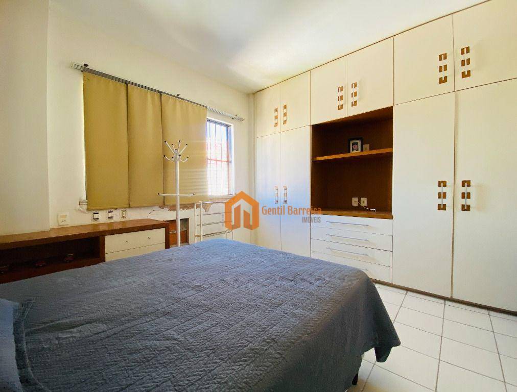 Apartamento à venda com 4 quartos, 203m² - Foto 29