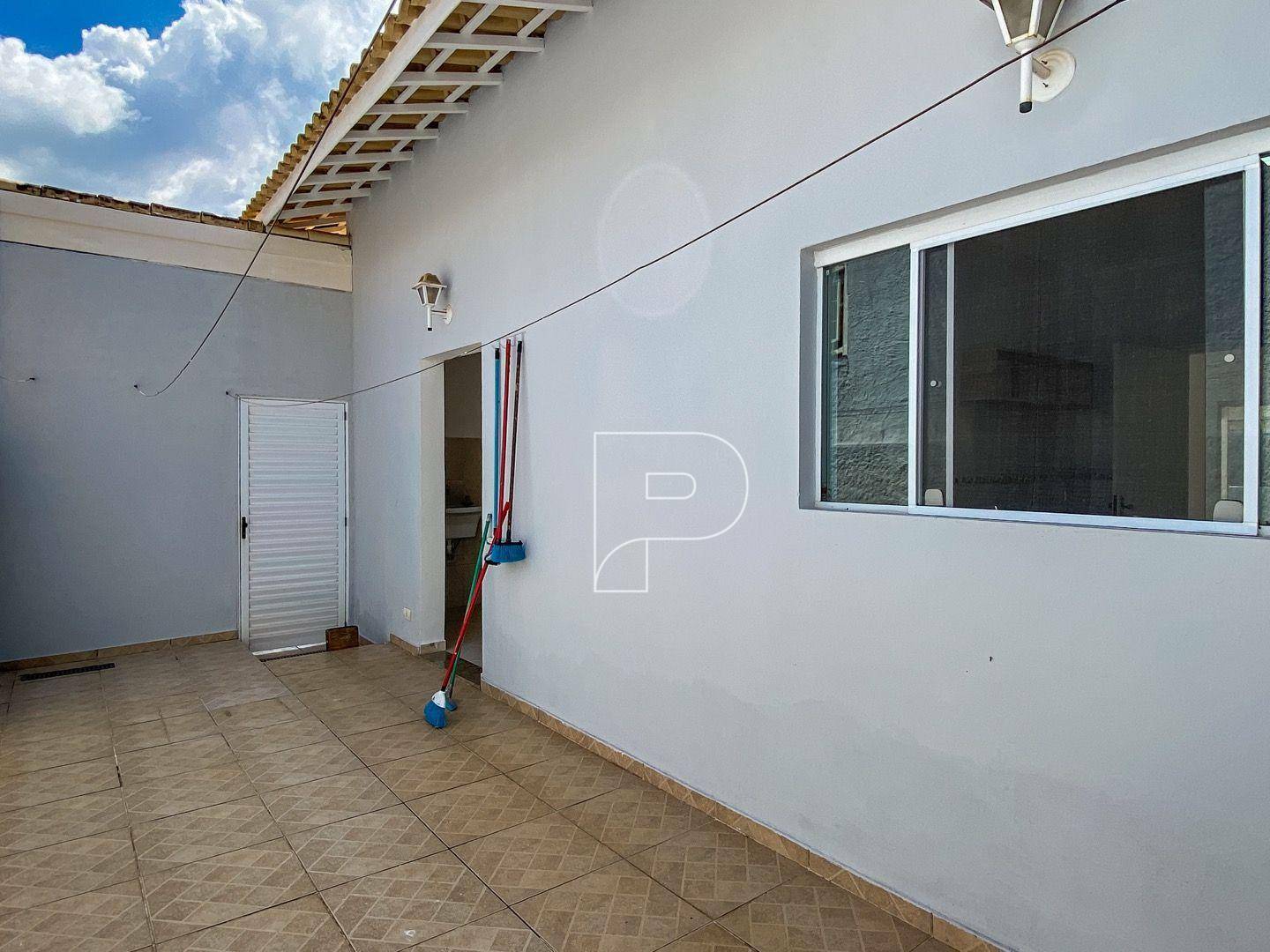 Casa de Condomínio para alugar com 4 quartos, 200m² - Foto 37