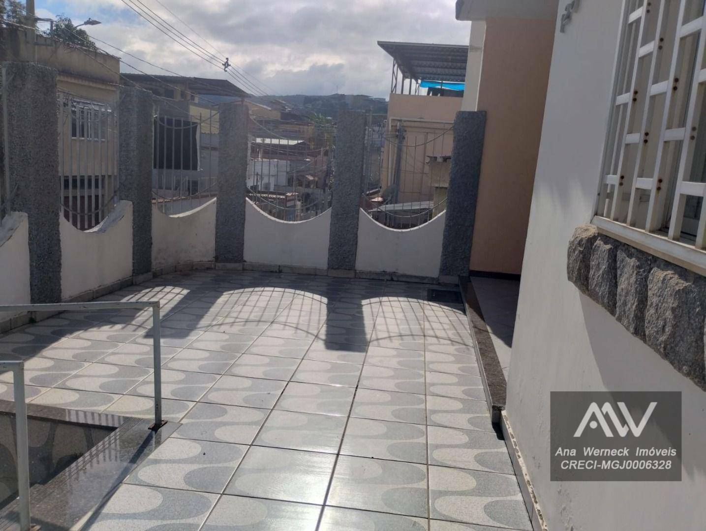 Apartamento à venda com 3 quartos, 200m² - Foto 4