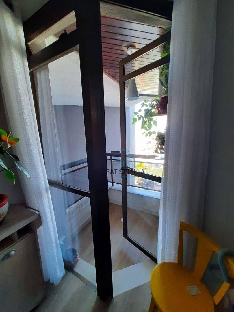 Apartamento à venda com 1 quarto, 38m² - Foto 17