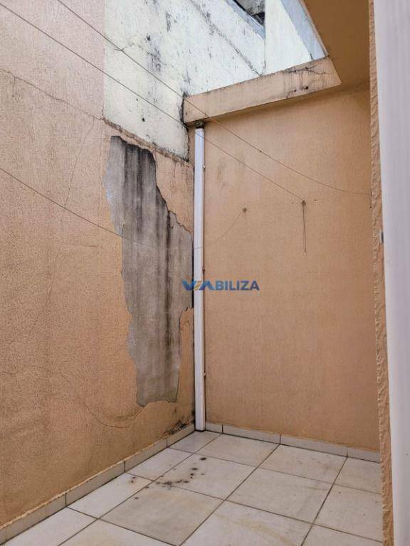 Sobrado à venda com 3 quartos, 200m² - Foto 39