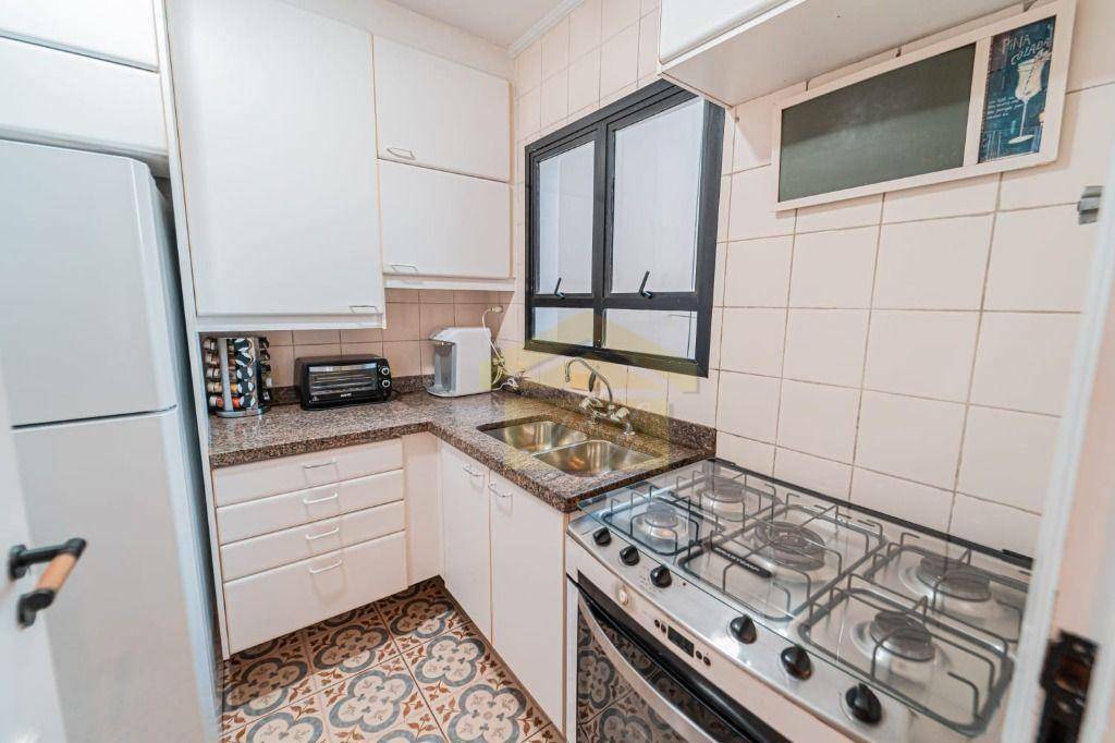 Apartamento à venda com 3 quartos, 198m² - Foto 17