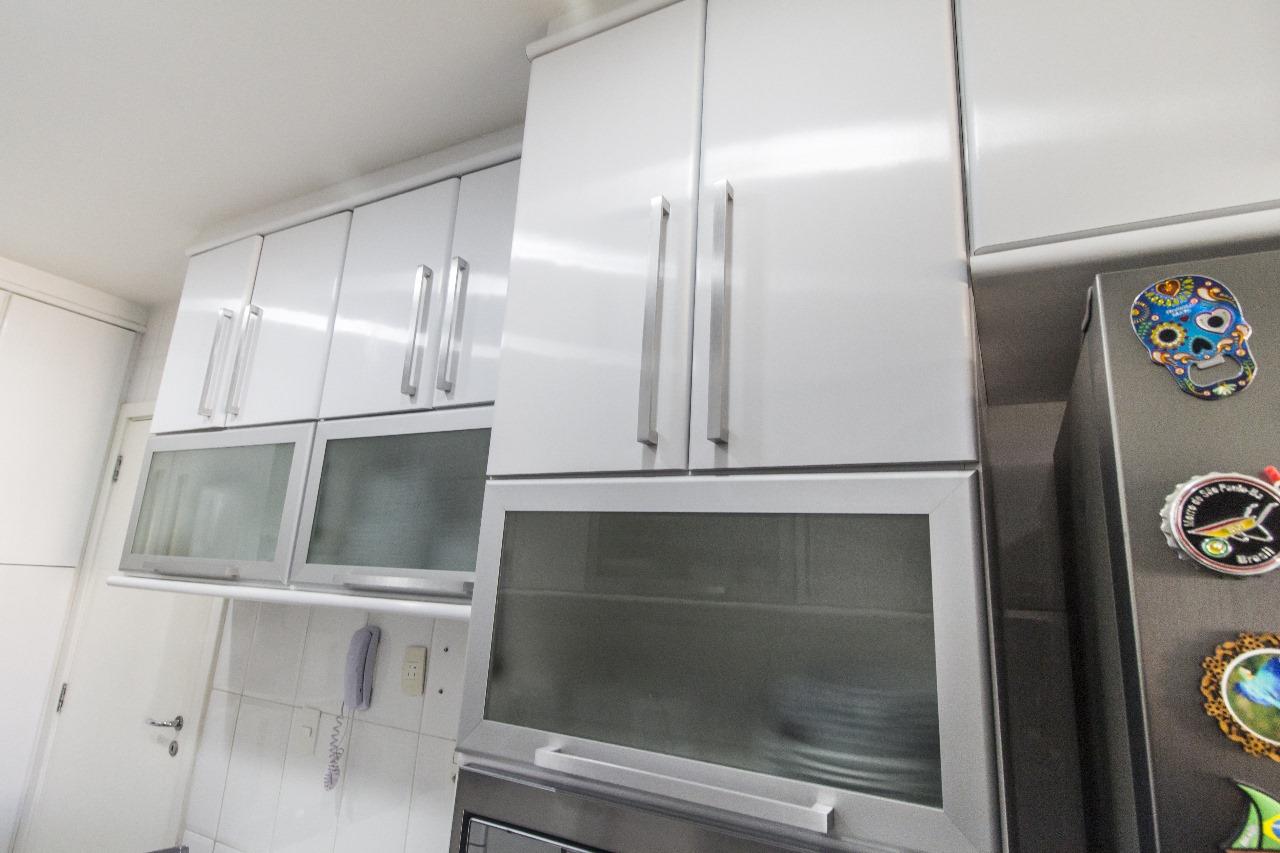 Apartamento à venda com 3 quartos, 133m² - Foto 30