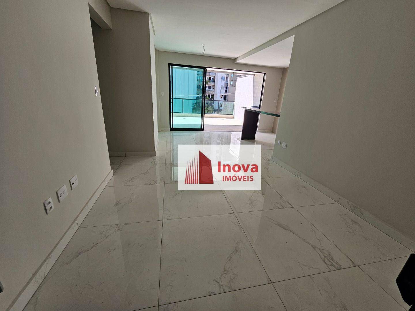 Apartamento à venda com 3 quartos, 170m² - Foto 4