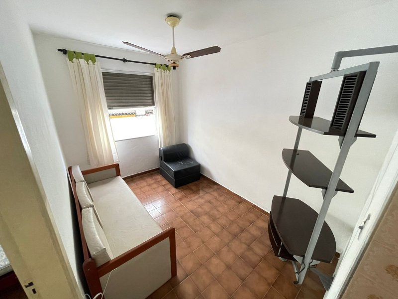 Apartamento à venda com 1 quarto, 30m² - Foto 2