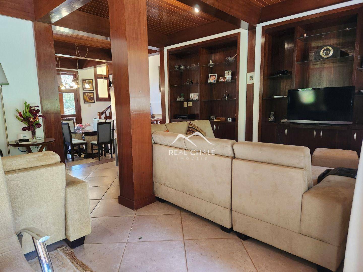 Casa de Condomínio à venda com 4 quartos, 2600M2 - Foto 12