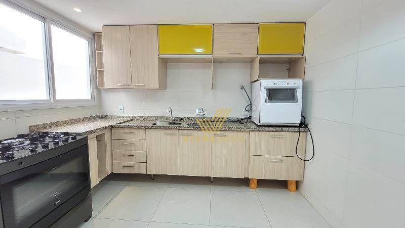 Casa à venda com 4 quartos, 176m² - Foto 15