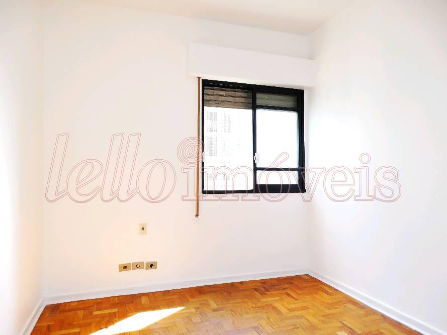 Apartamento para alugar com 2 quartos, 102m² - Foto 7