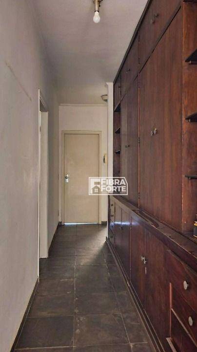 Casa à venda e aluguel com 3 quartos, 213m² - Foto 11