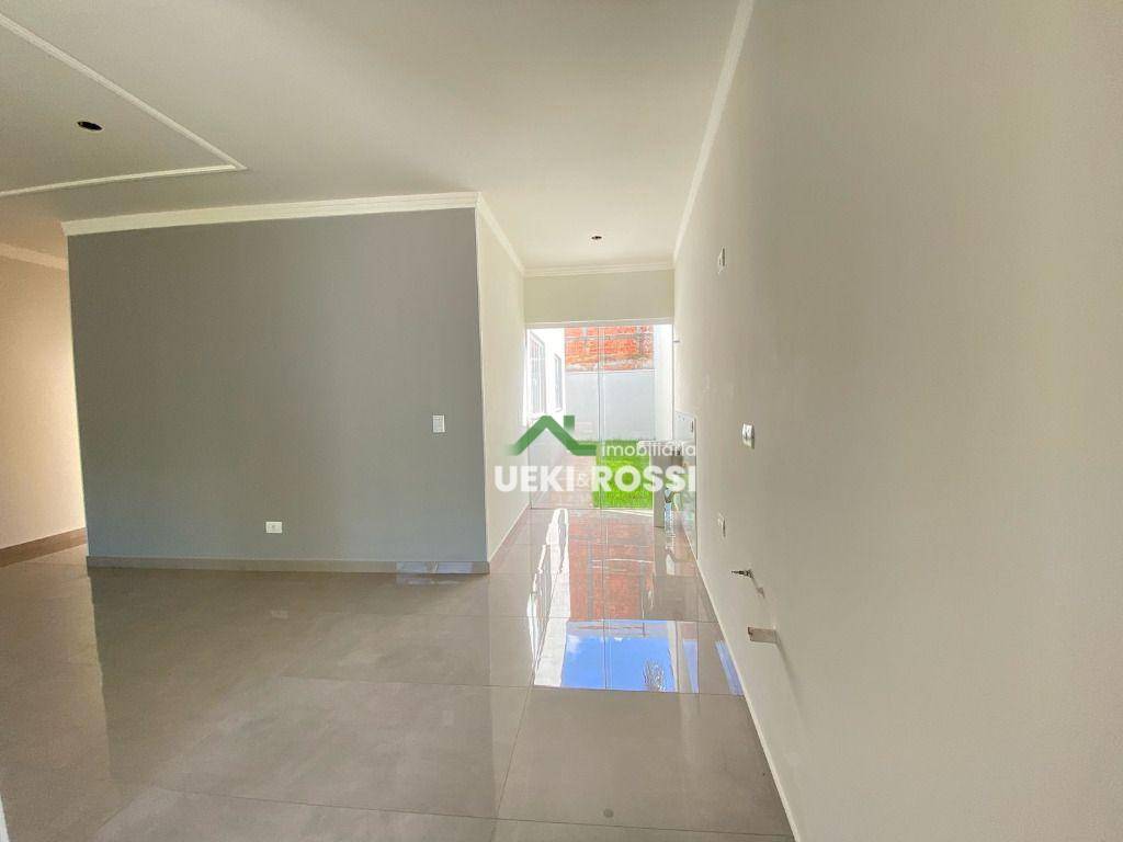 Casa à venda com 2 quartos, 68m² - Foto 18