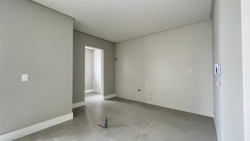 Apartamento à venda com 3 quartos, 130m² - Foto 19