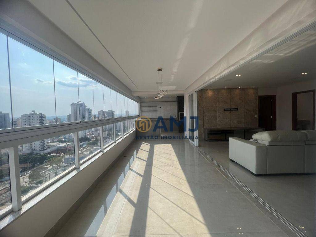 Apartamento à venda com 3 quartos, 226m² - Foto 11