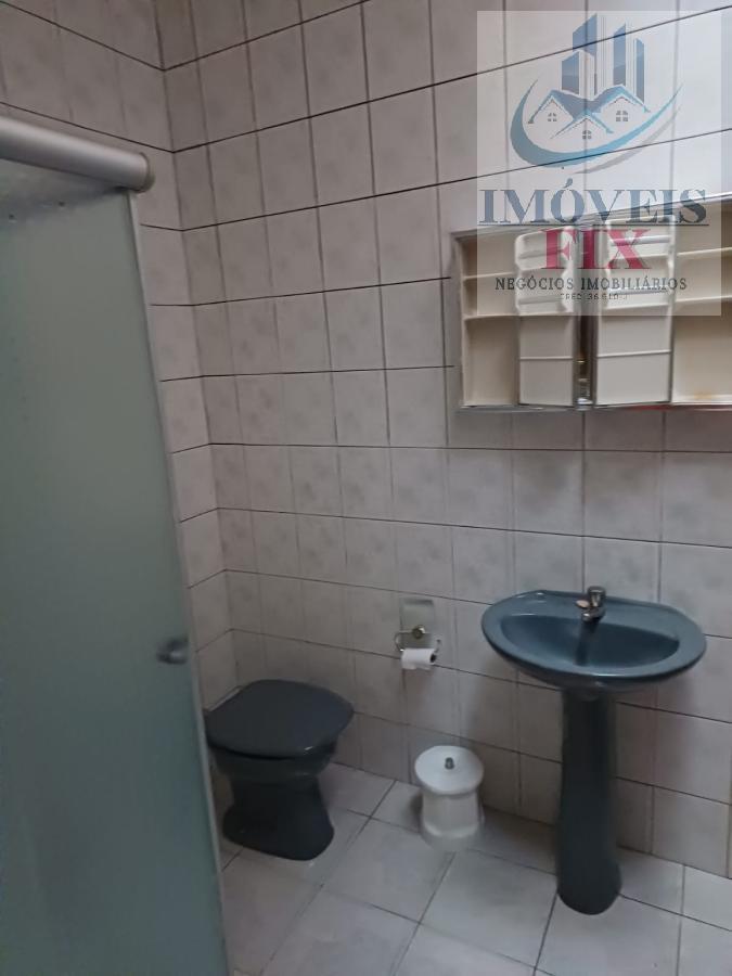 Casa à venda com 2 quartos, 100m² - Foto 5