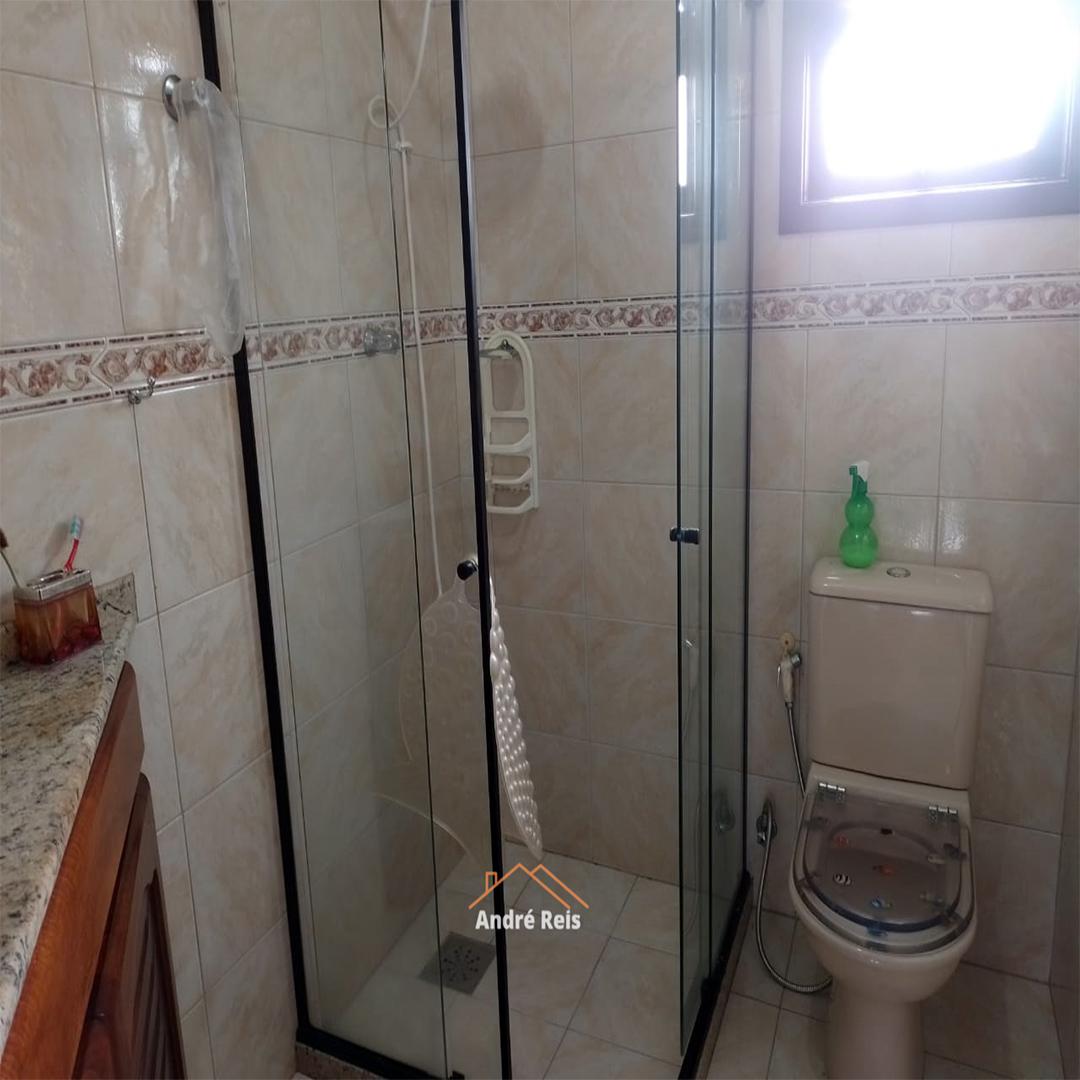 Casa à venda com 3 quartos, 450m² - Foto 15