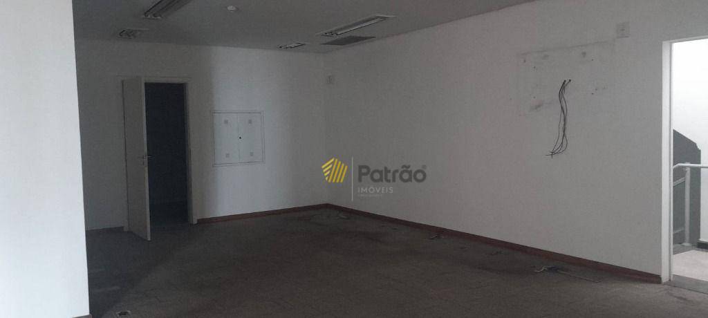 Prédio Inteiro para alugar, 1100m² - Foto 38