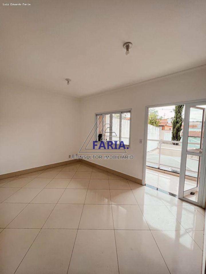 Apartamento à venda com 2 quartos, 76m² - Foto 2