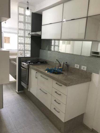 Apartamento à venda com 3 quartos, 68m² - Foto 1