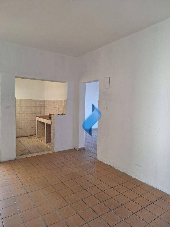 Casa à venda com 5 quartos, 241m² - Foto 4