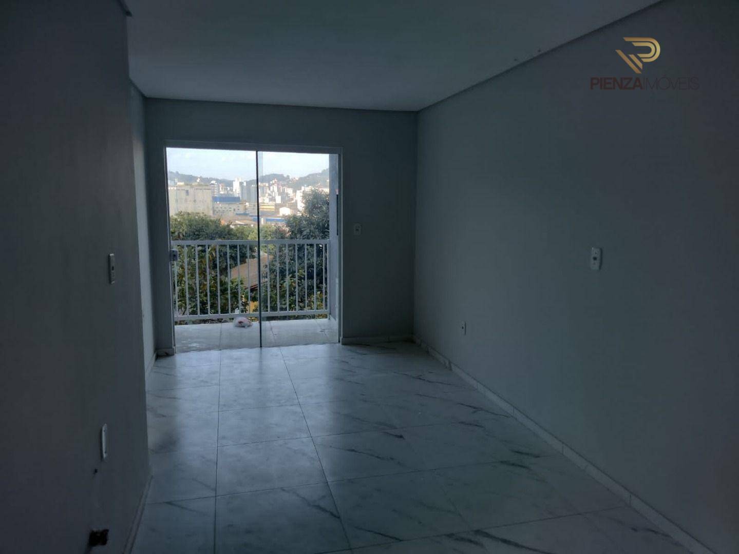 Apartamento à venda com 2 quartos, 43m² - Foto 2