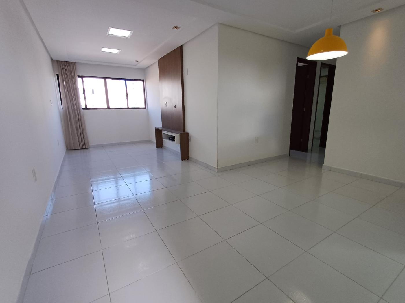 Apartamento à venda com 2 quartos, 69m² - Foto 1