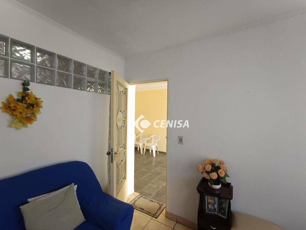 Casa à venda com 4 quartos, 220m² - Foto 13