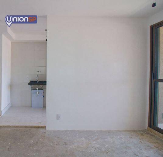 Apartamento à venda com 3 quartos, 83m² - Foto 3