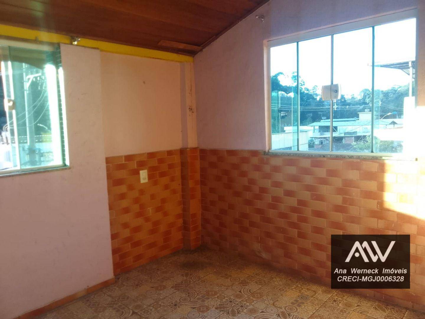 Casa à venda com 6 quartos, 250m² - Foto 41