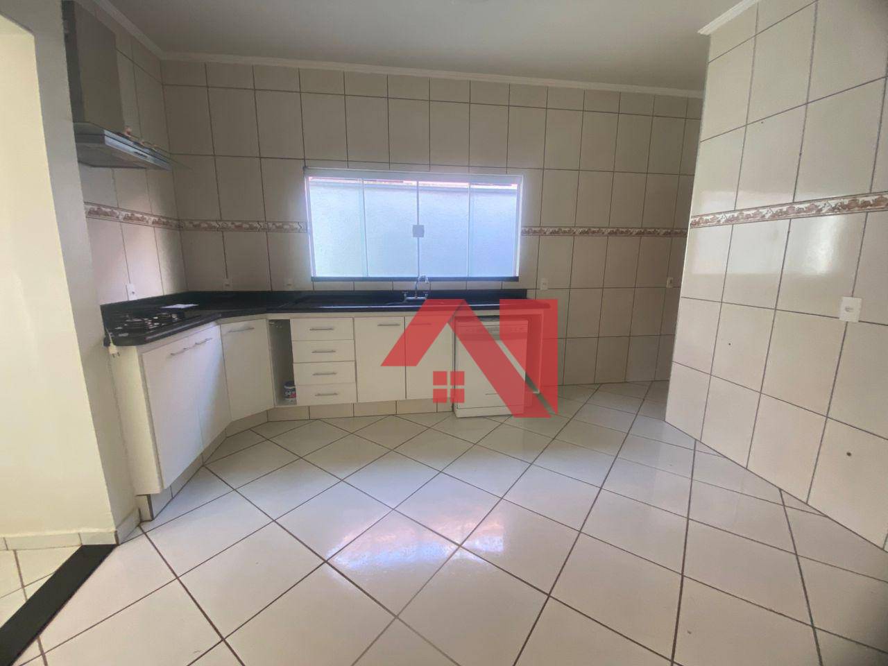 Casa para alugar com 3 quartos, 120m² - Foto 14