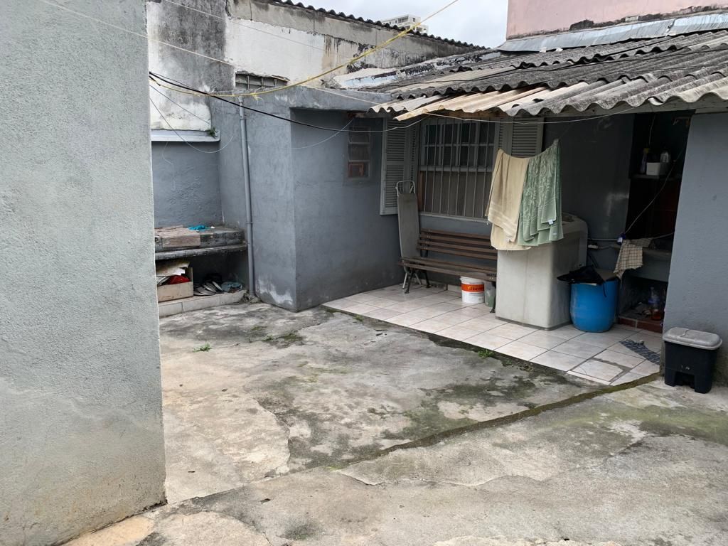 Casa à venda com 5 quartos, 130m² - Foto 12