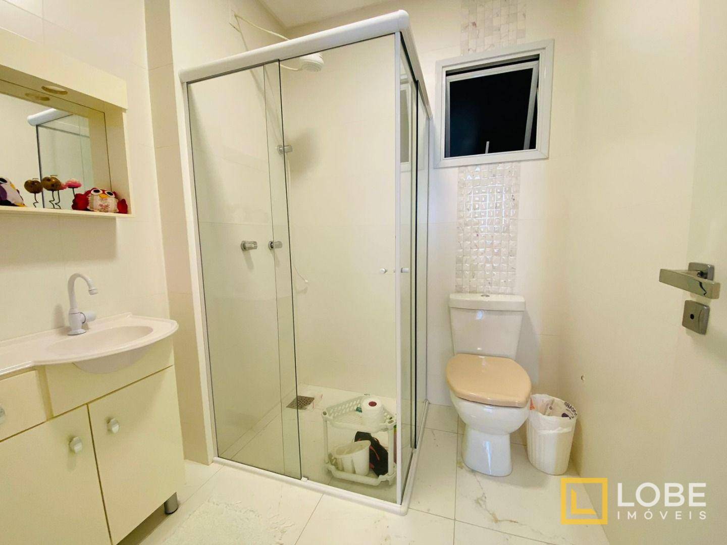 Apartamento à venda com 3 quartos, 130m² - Foto 17