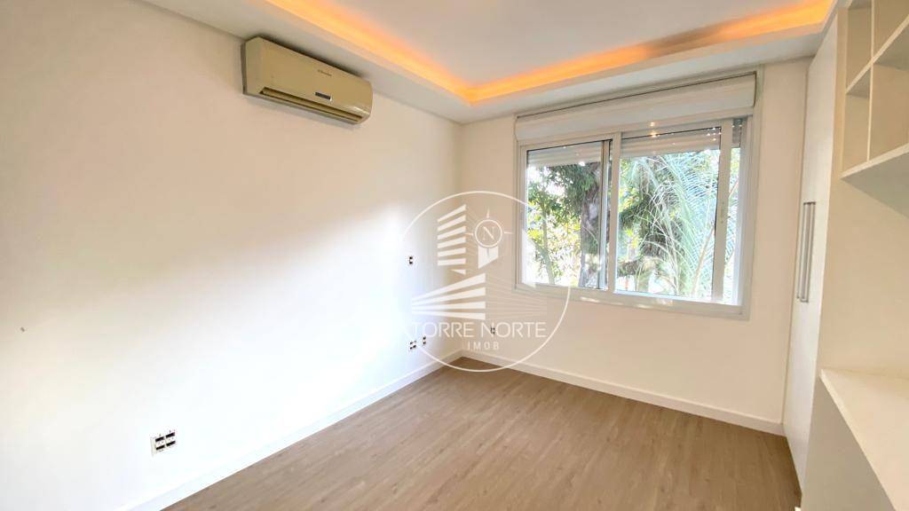 Sobrado à venda com 4 quartos, 640m² - Foto 33