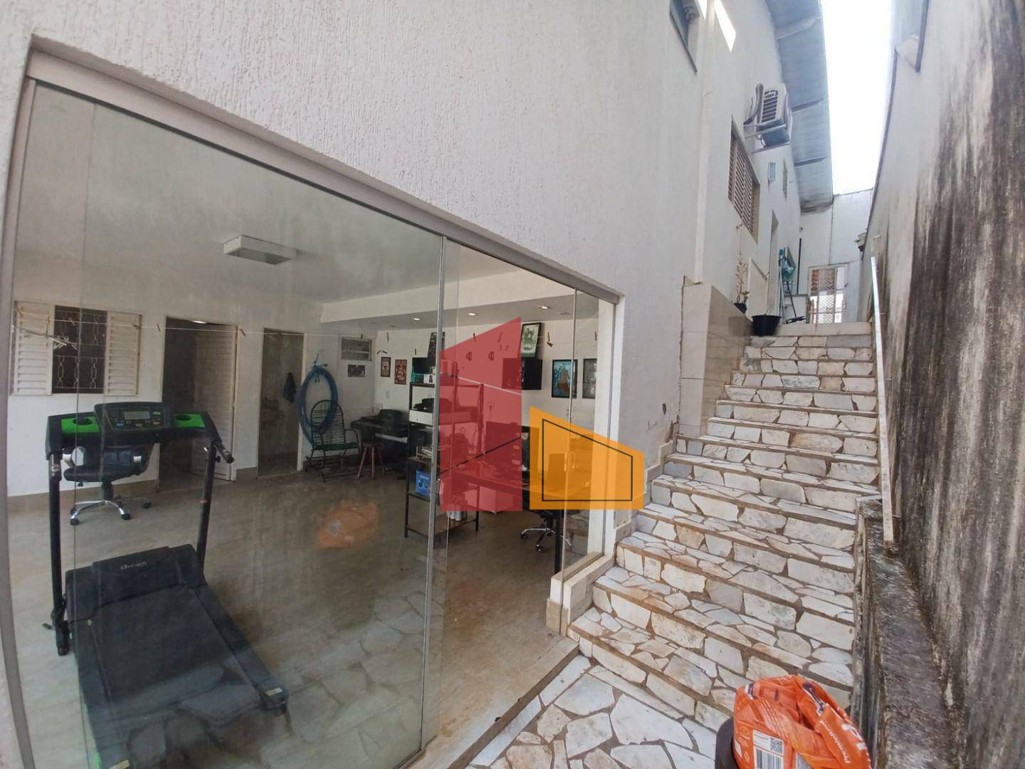 Casa à venda com 3 quartos, 183m² - Foto 8