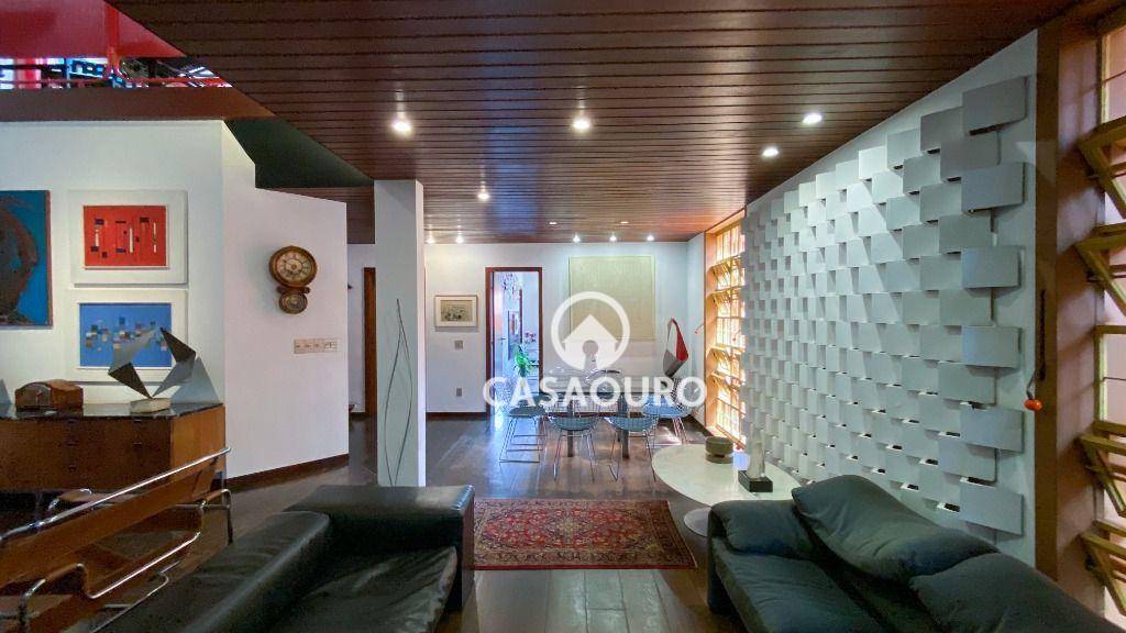 Casa à venda com 4 quartos, 283m² - Foto 7