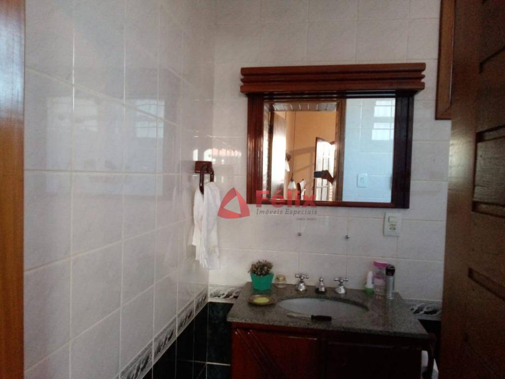 Sobrado à venda com 4 quartos, 180m² - Foto 15