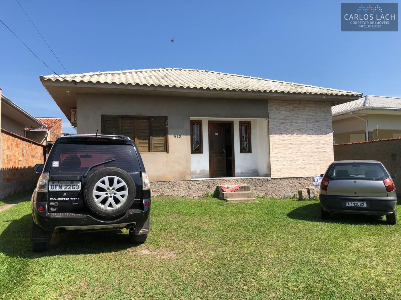 Casa à venda com 3 quartos, 360m² - Foto 1