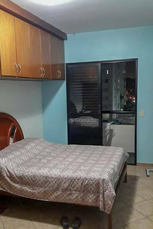 Apartamento à venda com 3 quartos, 94m² - Foto 25