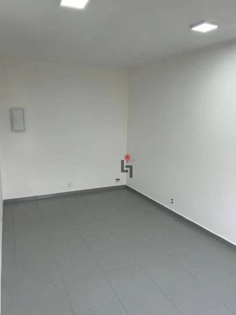 Depósito-Galpão-Armazém à venda e aluguel, 2800m² - Foto 11