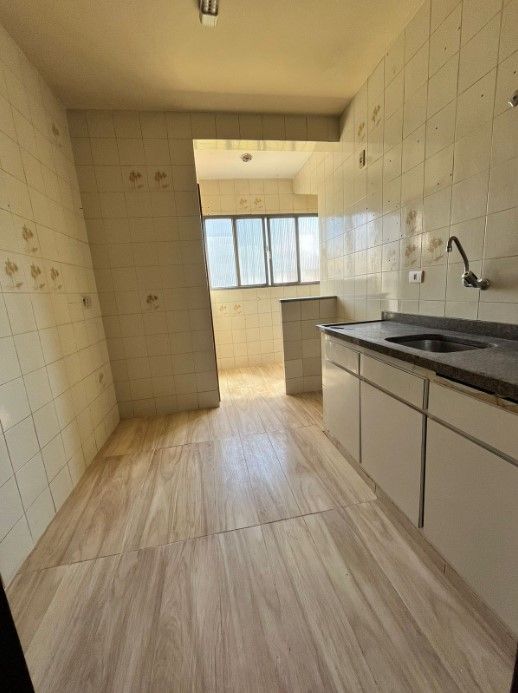 Apartamento à venda com 2 quartos, 61m² - Foto 5