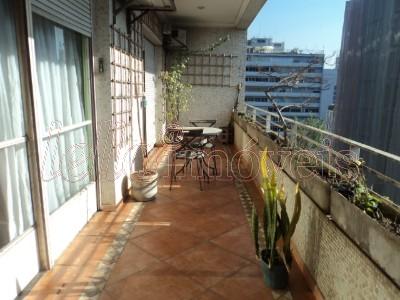 Apartamento para alugar com 3 quartos, 360m² - Foto 12