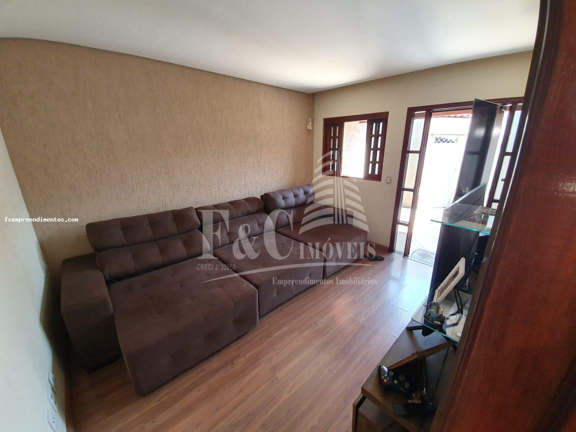 Casa à venda com 2 quartos, 250m² - Foto 6