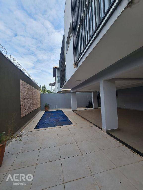 Casa de Condomínio à venda com 3 quartos, 451m² - Foto 32