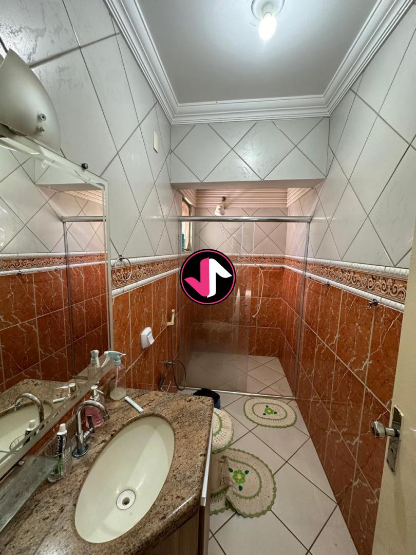 Casa à venda com 4 quartos, 249m² - Foto 33