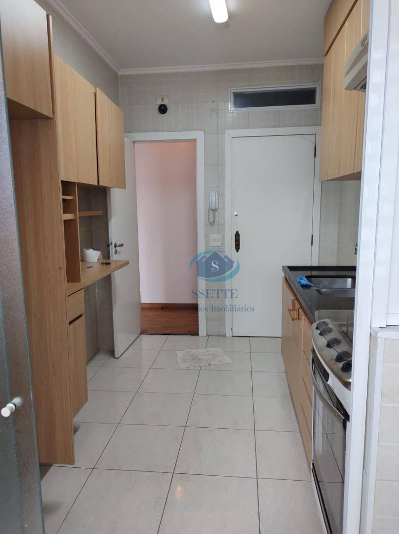 Apartamento à venda com 3 quartos, 105m² - Foto 8