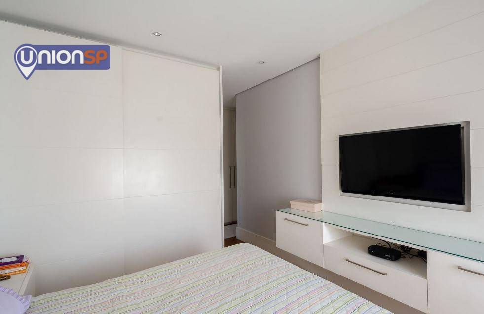 Apartamento à venda com 3 quartos, 177m² - Foto 11