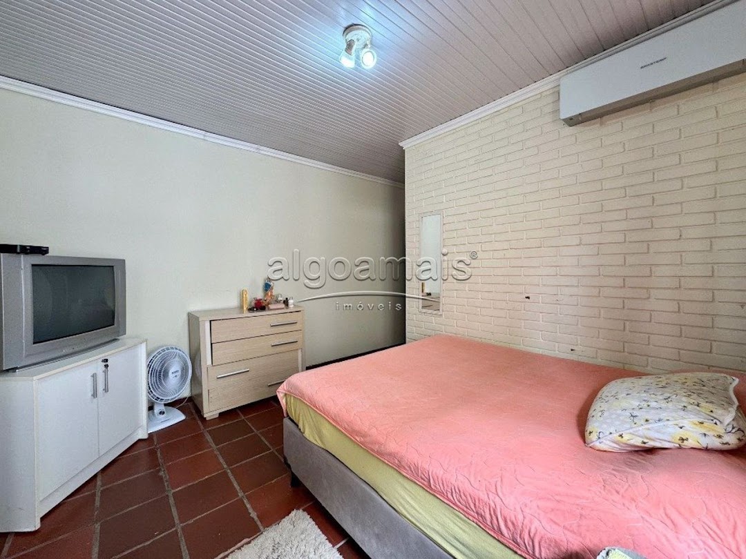 Casa à venda com 3 quartos, 136m² - Foto 18