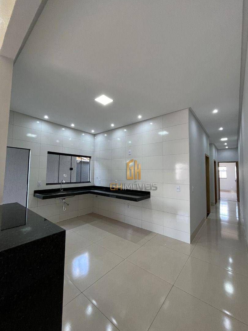 Casa à venda com 3 quartos, 100m² - Foto 5